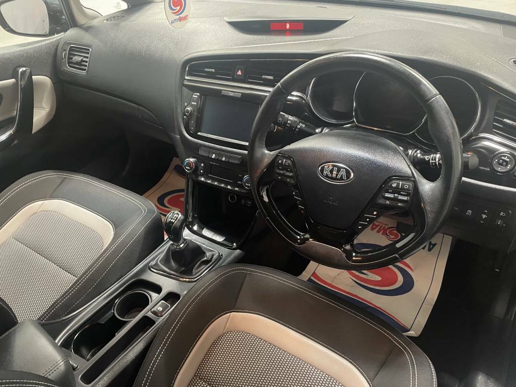 Kia Ceed Hatchback 1.6 Crdi Isg 3 Blue #4