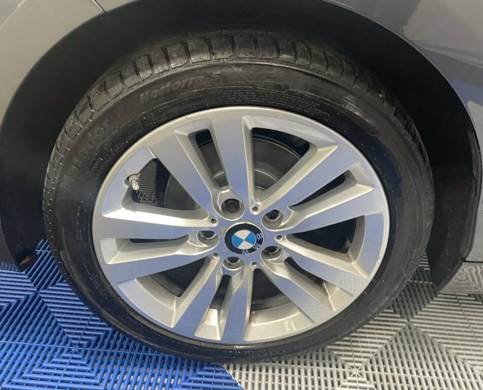 BMW 1 Series Hatchback 118D Sport Grey #5