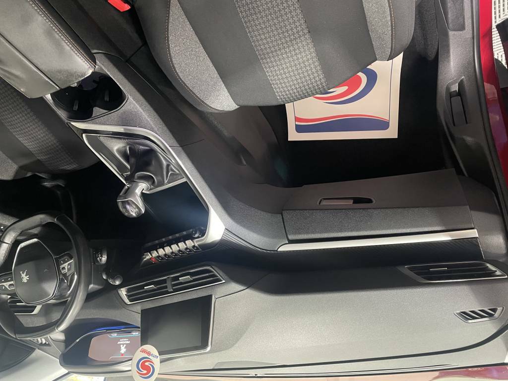 Peugeot 3008 Estate 1.6 Bluehdi 120 Active  Red #4