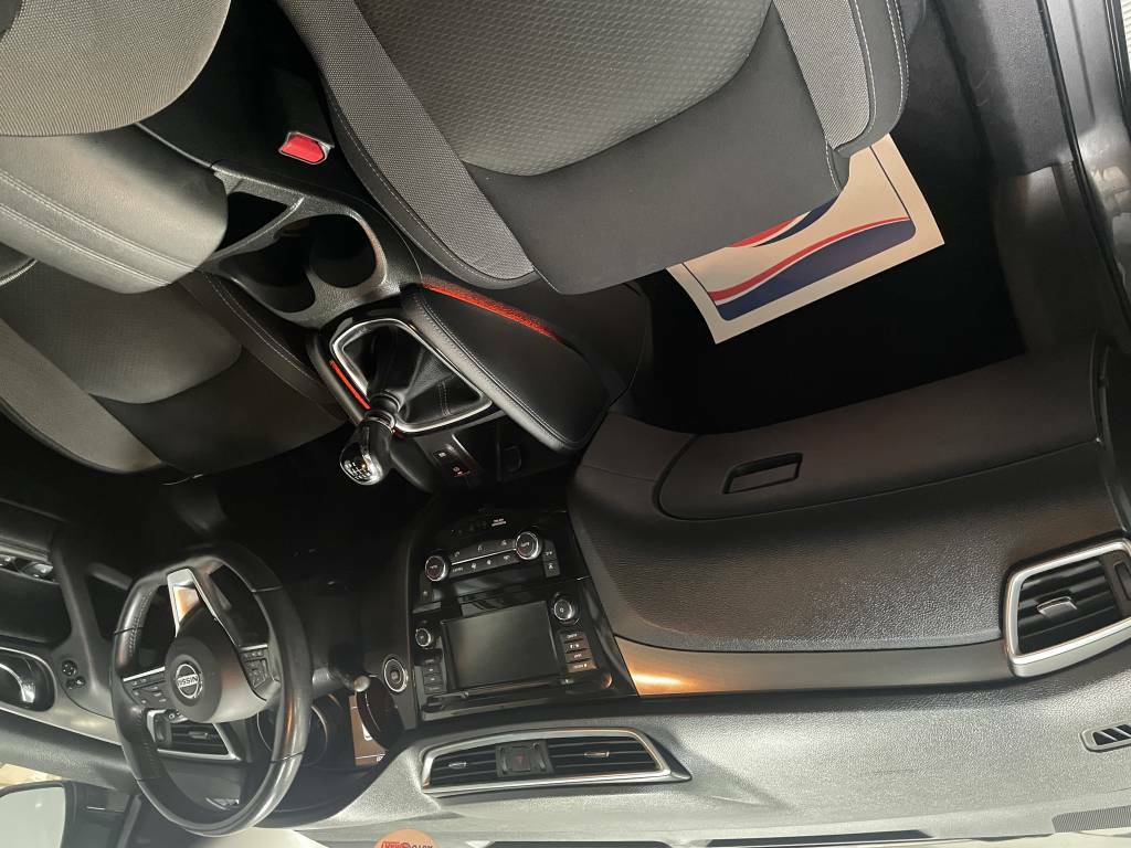 Nissan Qashqai Hatchback 1.3 Dig-t N-connecta Grey #4