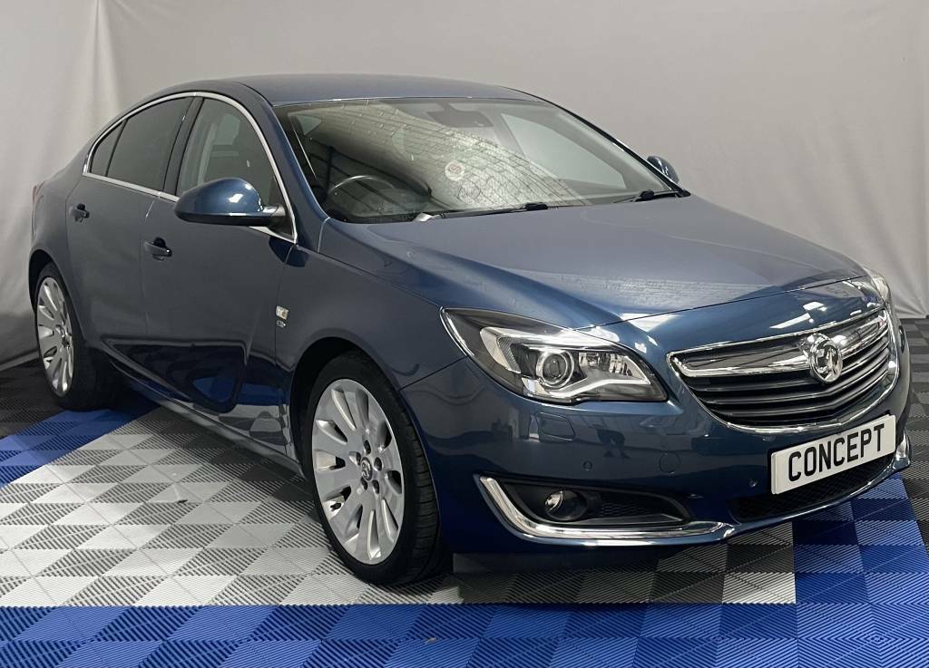 Vauxhall Insignia Hatchback  Blue #2