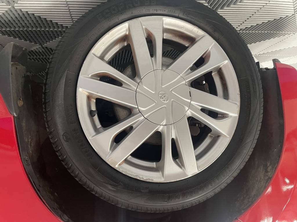 Toyota Aygo Hatchback 1.0 Vvt-i X-pression Red #5