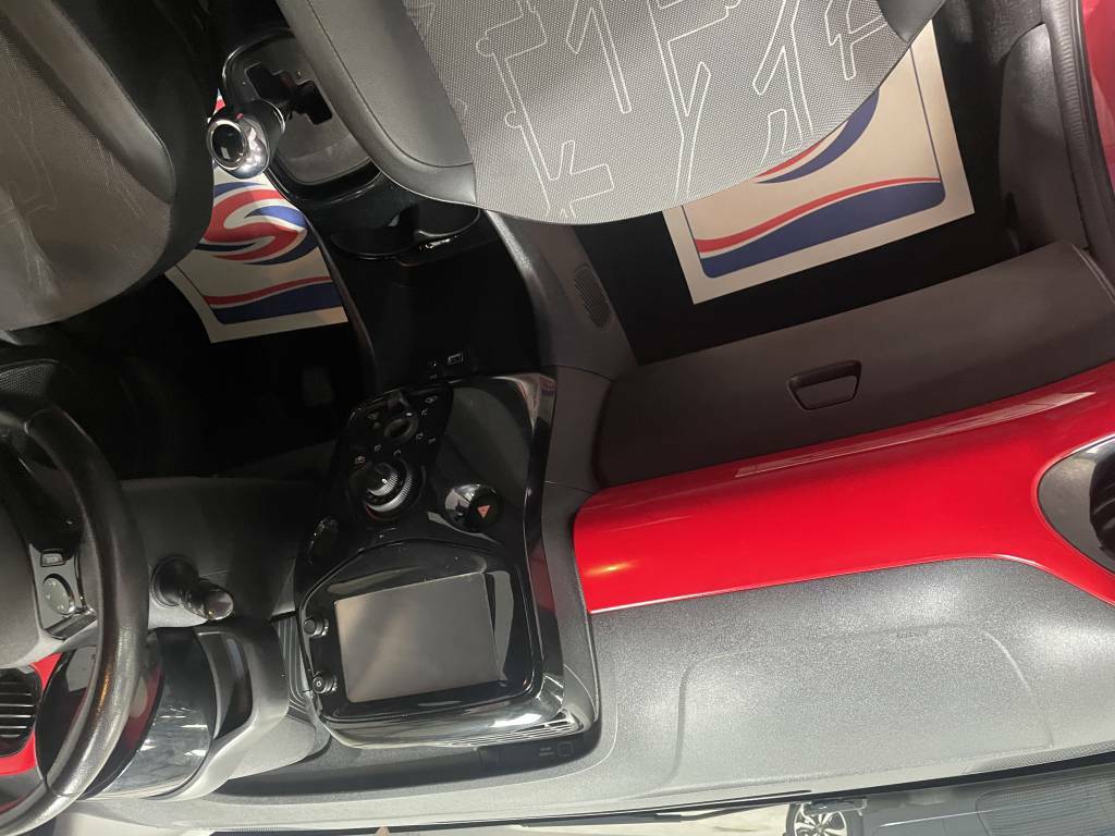 Toyota Aygo Hatchback 1.0 Vvt-i X-pression Red #3