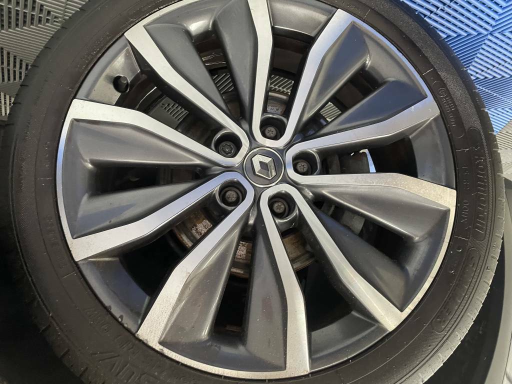 Renault Kadjar Hatchback 1.3 Tce Iconic  Grey #3