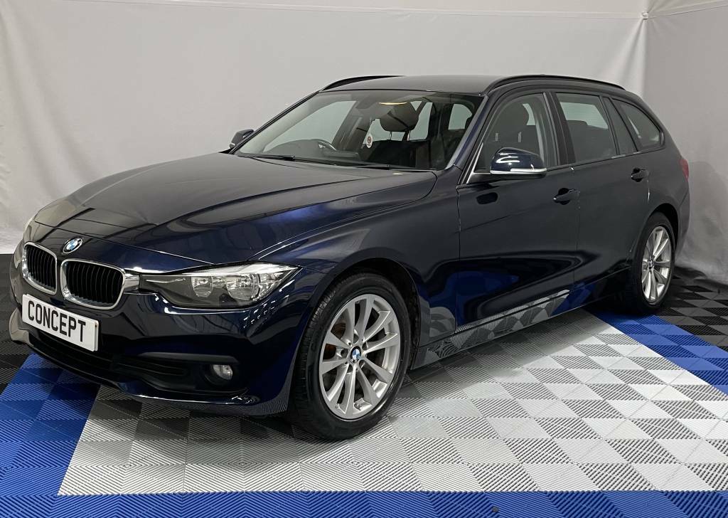 BMW 3 Series Touring 320D Se Blue