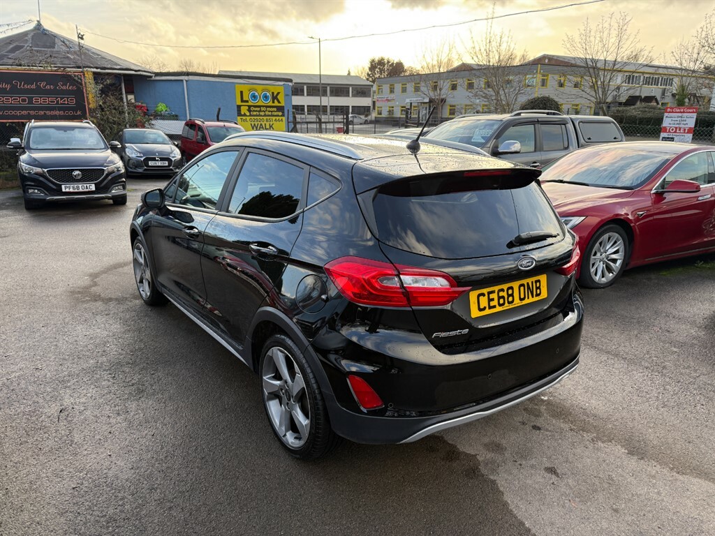 Ford Fiesta Active 1 CE68ONB Black #4