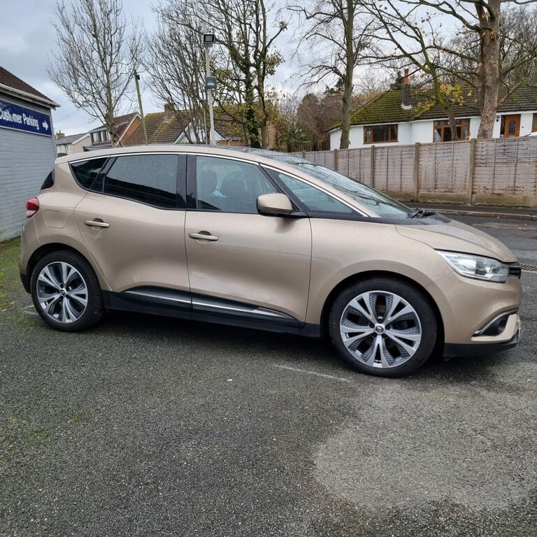 Renault Scenic Dynamique S Nav 1.5 Dci 110Bhp Start Stop Eco 5 Do #2