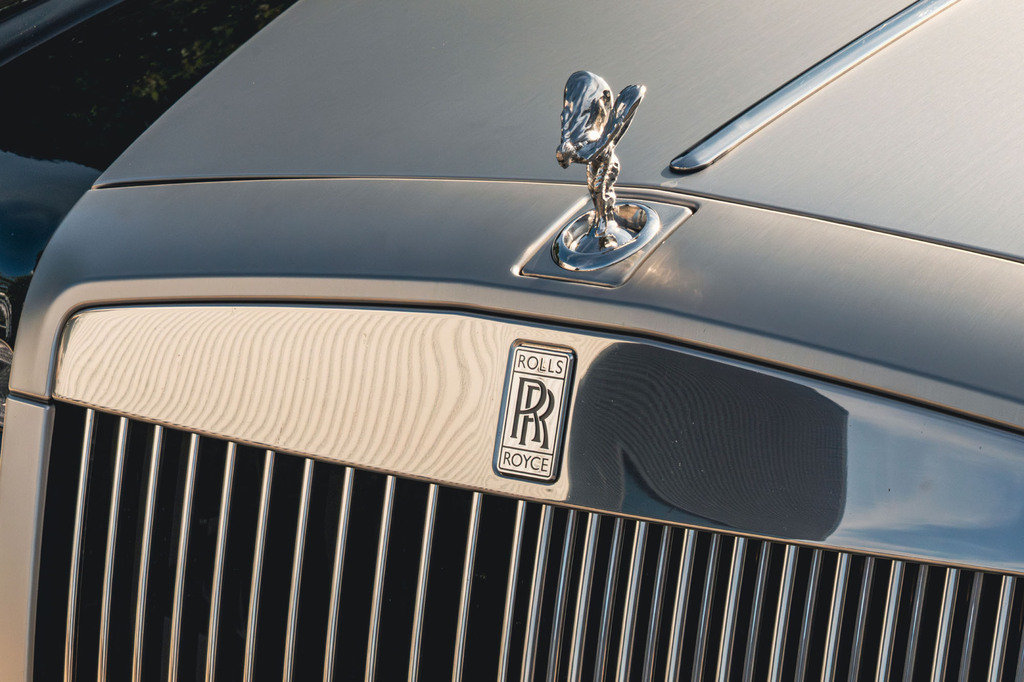 Rolls-Royce Phantom V12 Saloon Black #22