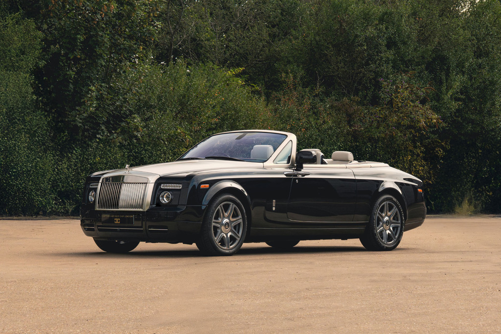 Rolls-Royce Phantom V12 Saloon Black #2