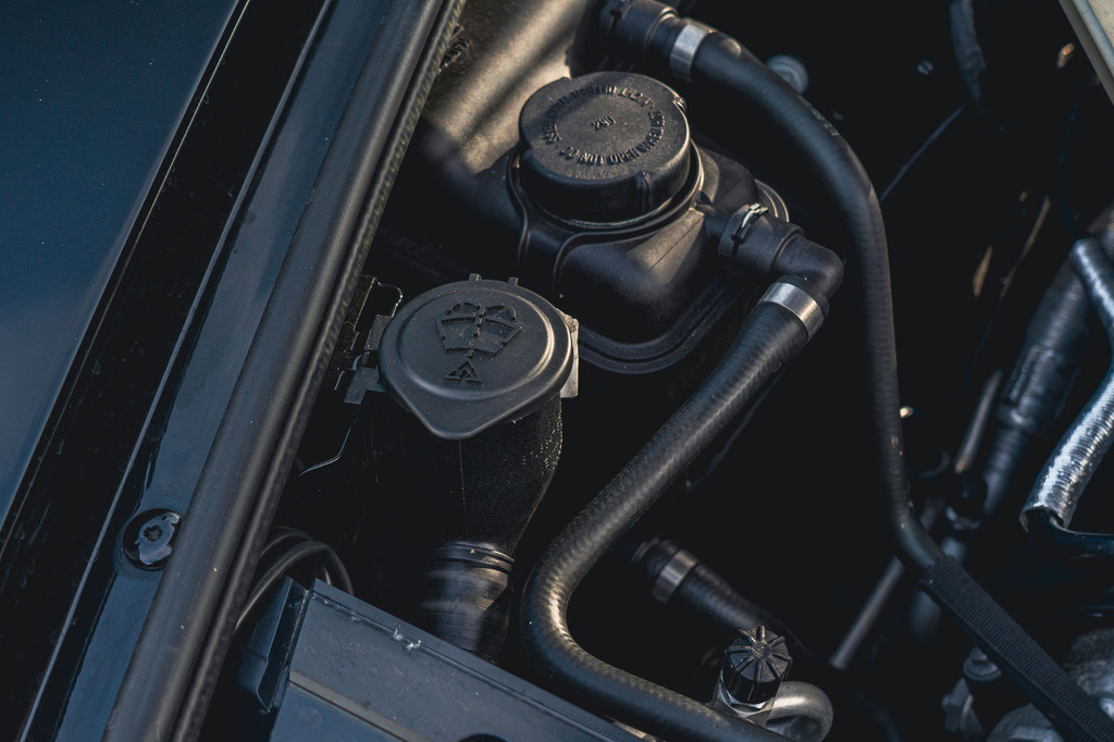 Rolls-Royce Phantom V12 Saloon Black #82