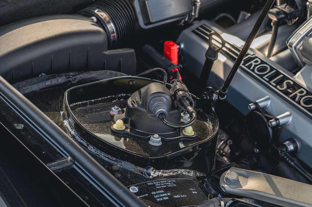 Rolls-Royce Phantom V12 Saloon Black #90