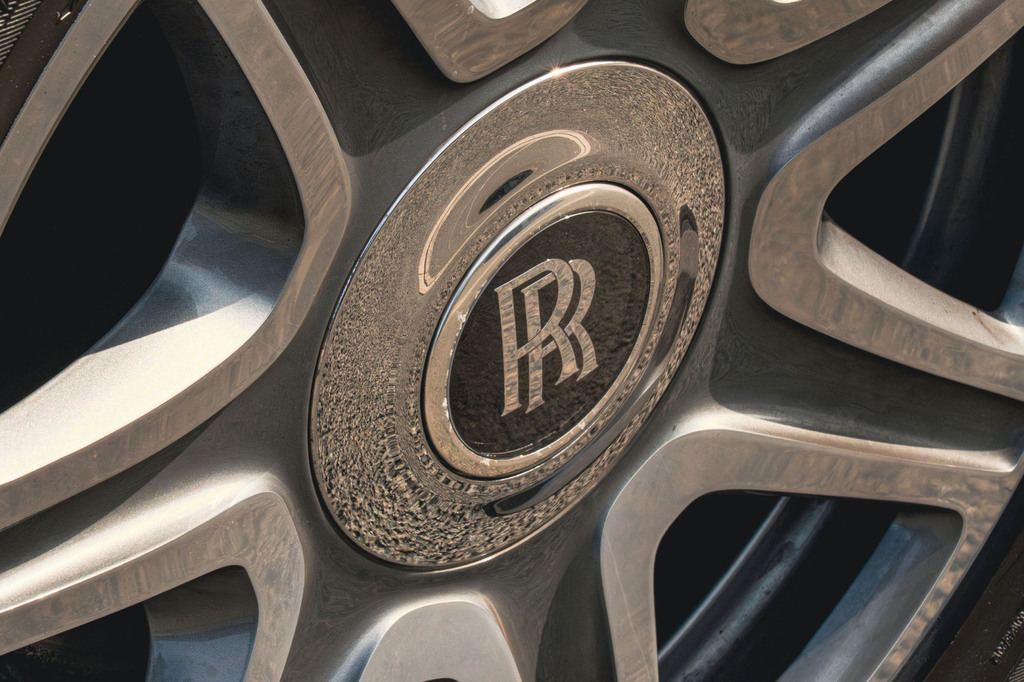 Rolls-Royce Phantom V12 Saloon Black #29