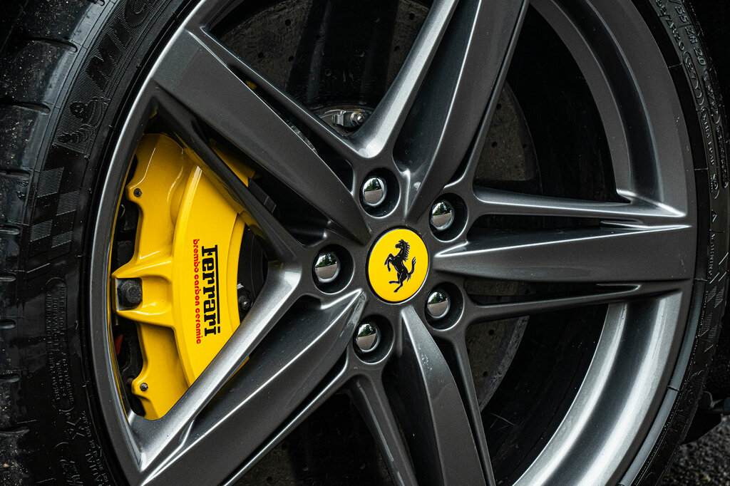 Ferrari 6.3 V12 F1 Dct Euro 5 Ss Green #16
