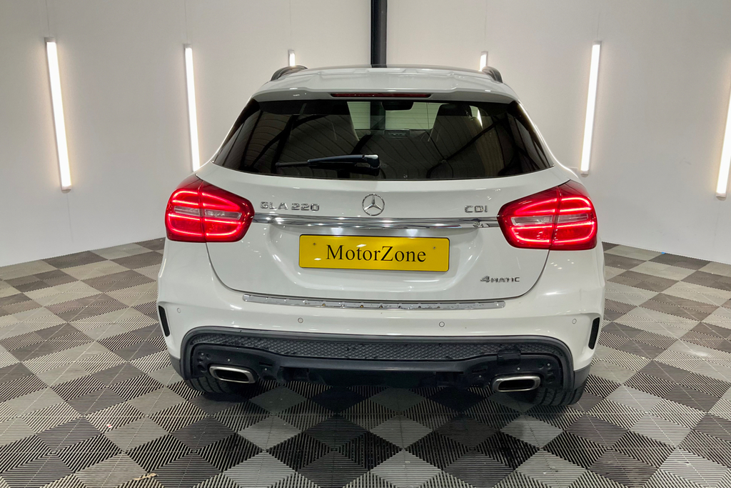 Mercedes-Benz GLA Class 2.1 Gla220d Amg Line Premium Plus Suv BV65EHR White #6