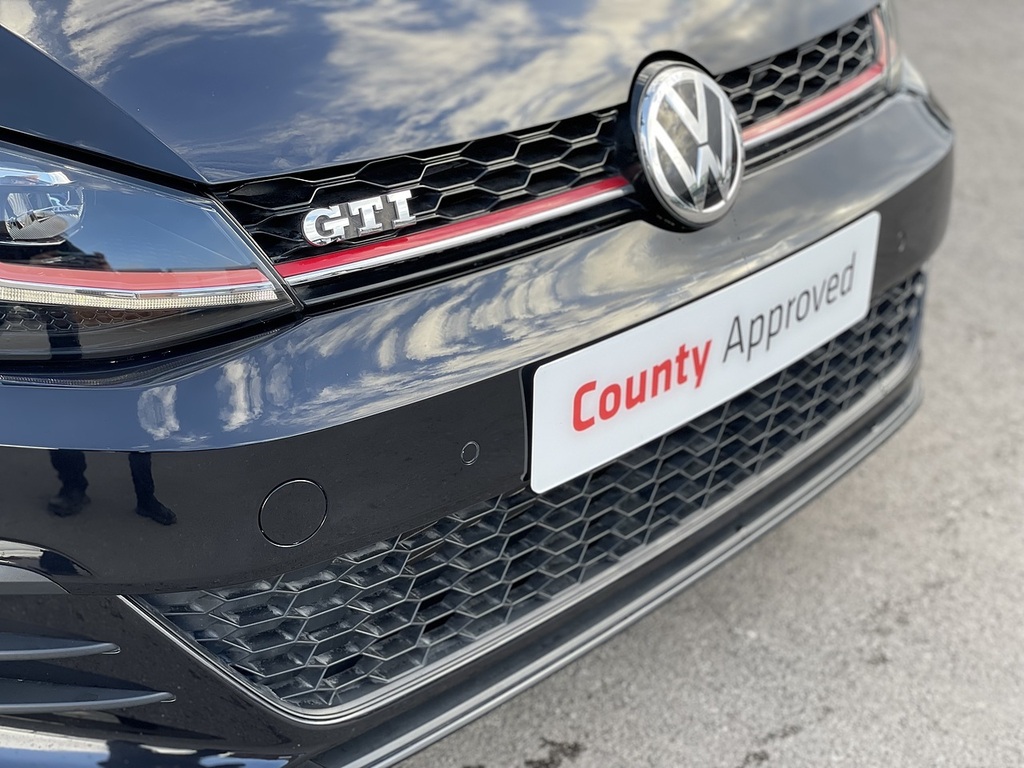 Volkswagen Golf Gti Dsg WR68KRX Black #3