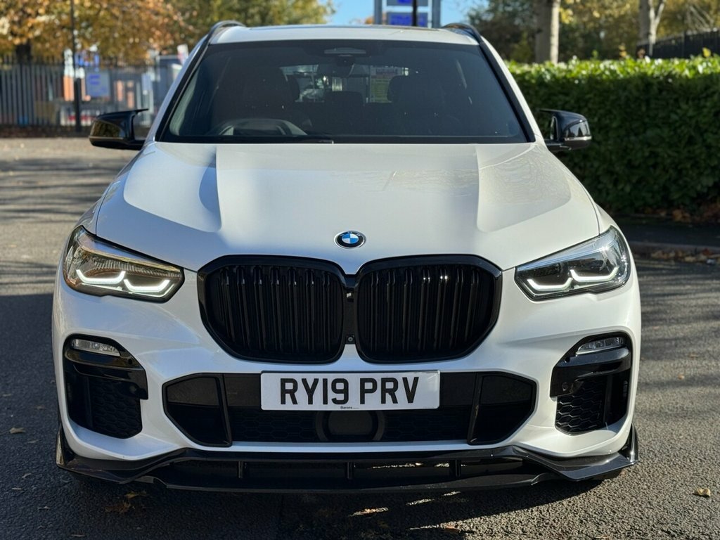 BMW X5 Xdrive30d M Sport RY19PRV White #3