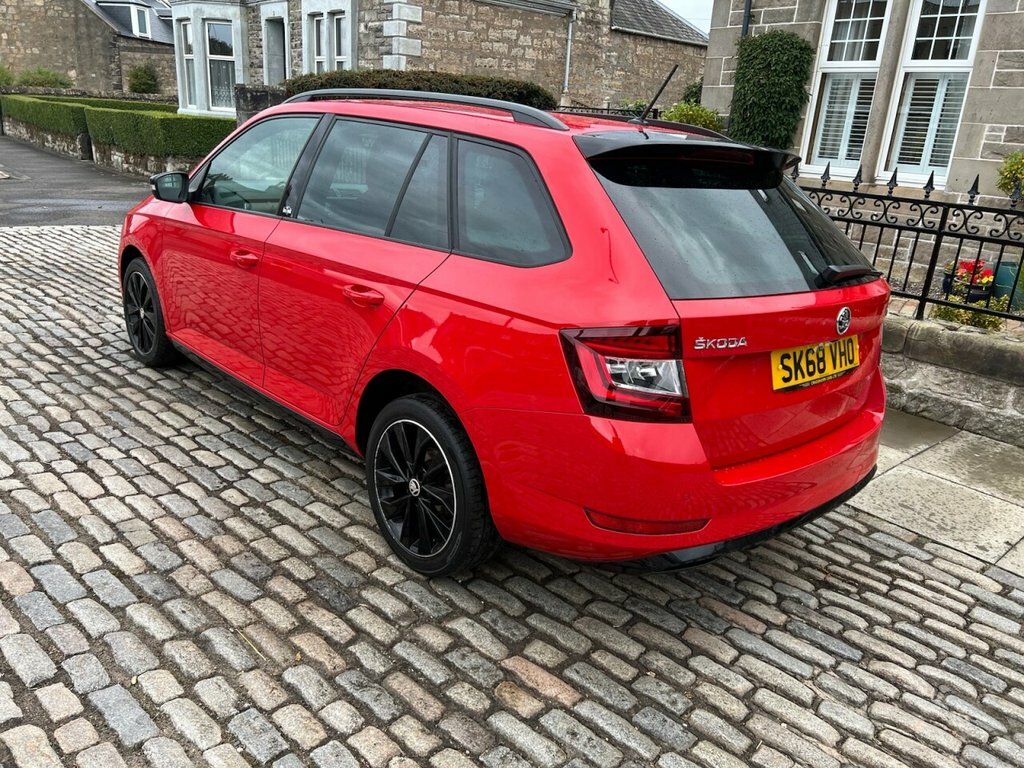 Skoda Fabia Estate SK68VH Red #4