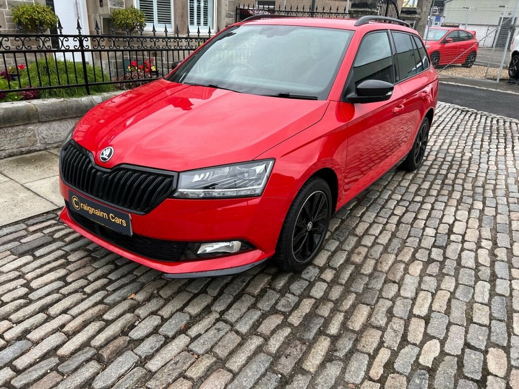 Skoda Fabia Estate SK68VH Red #3