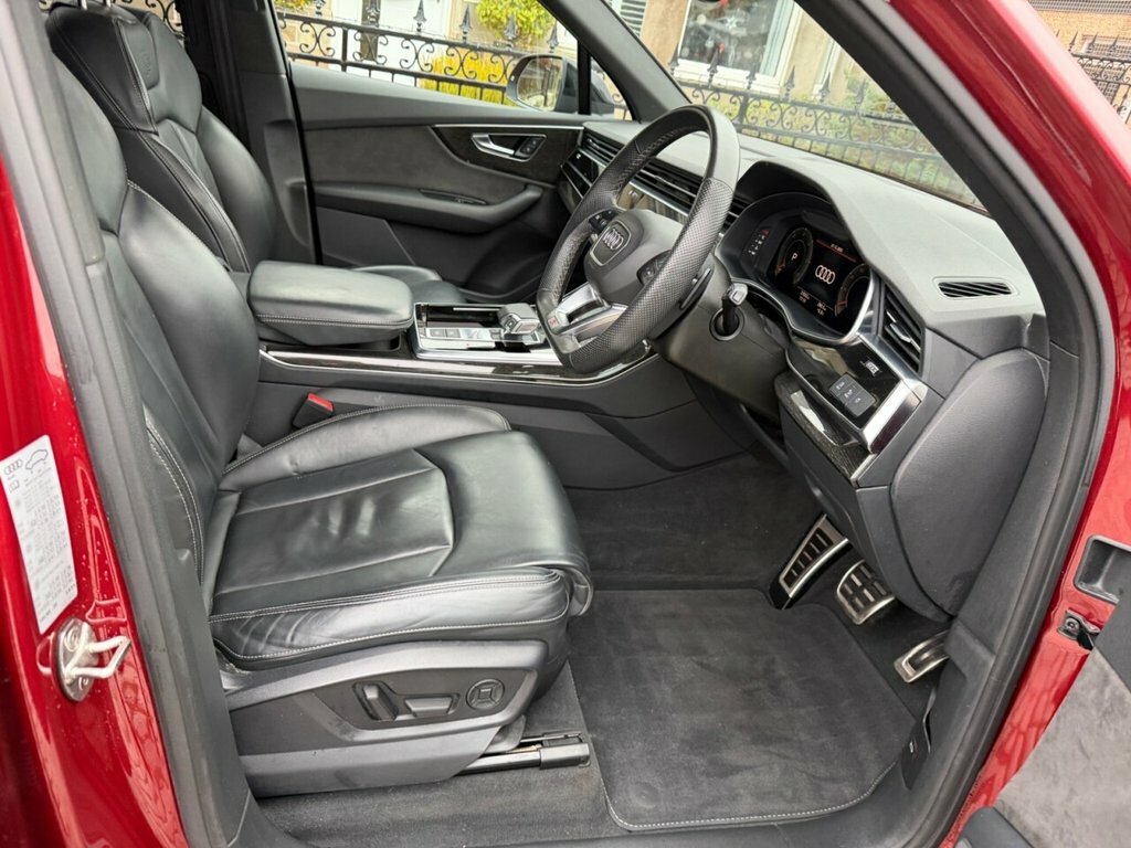 Audi Q7 Suv SW71CVV Red #2