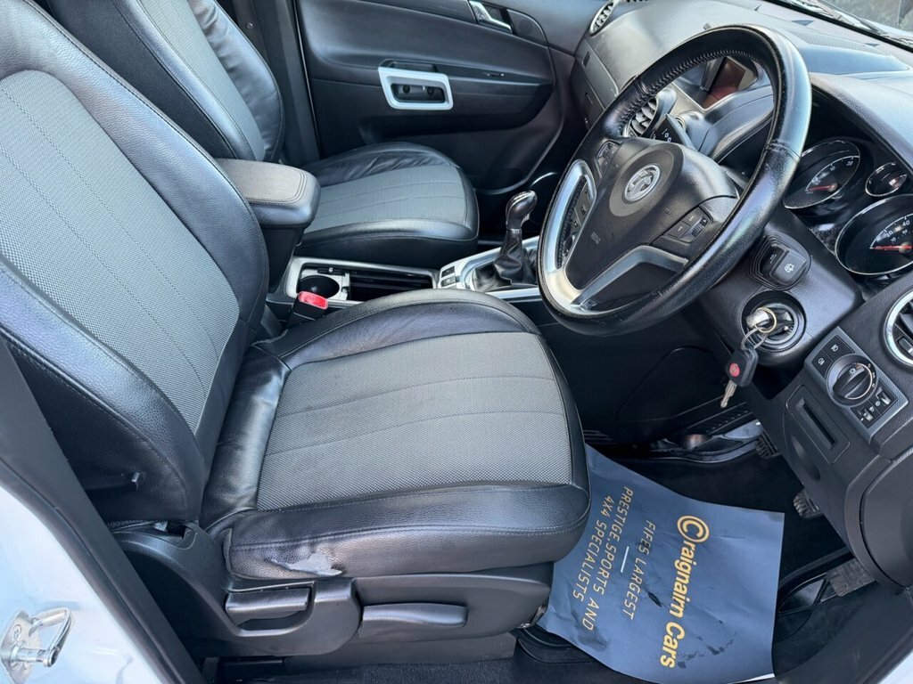 Vauxhall Antara Suv ST14LR White #2