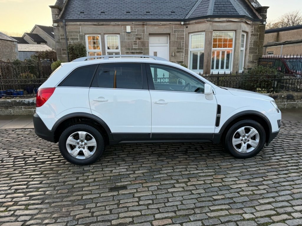 Vauxhall Antara Suv ST14LR White #3