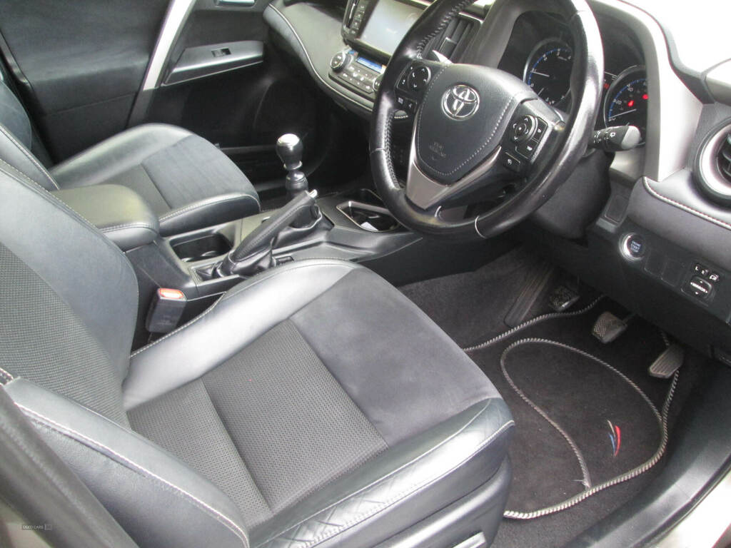 Toyota Rav 4 2.0 D-4d Icon 2Wd CU16UOX Brown #2