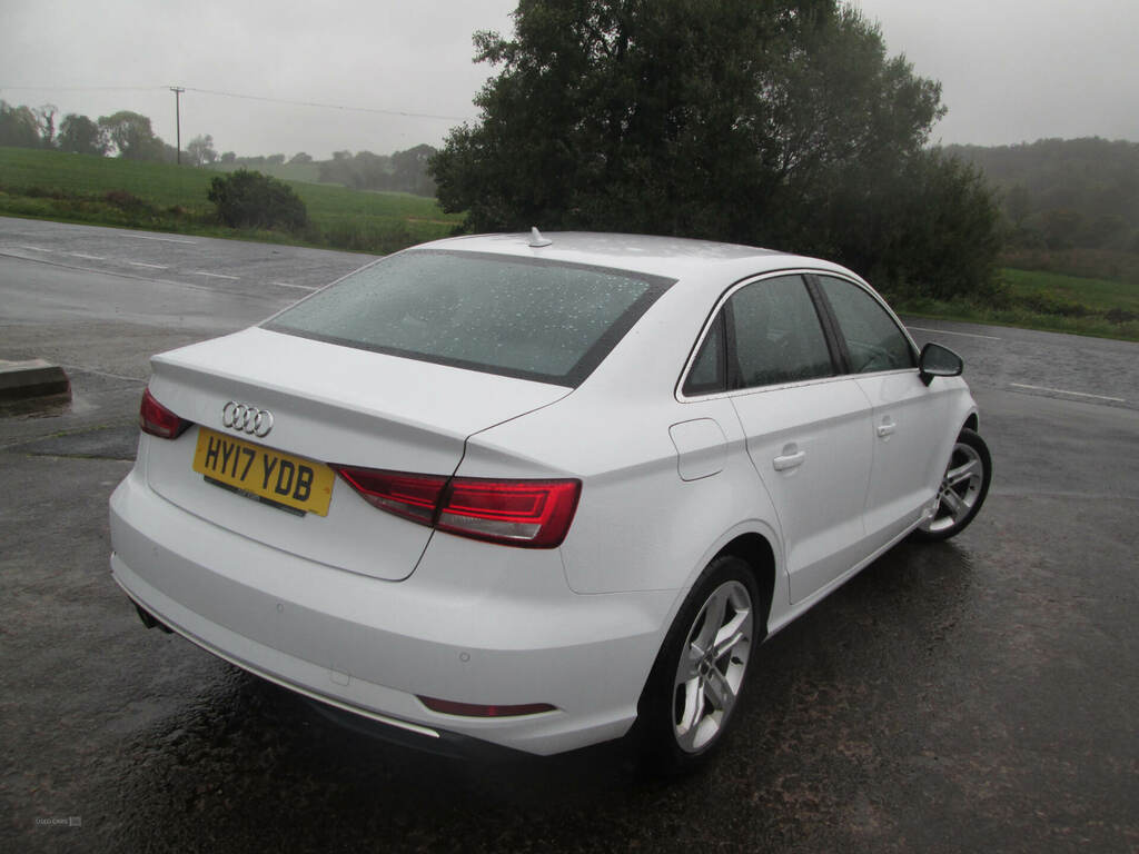 Audi A3 1.6 Tdi Sport S Tronic White #4