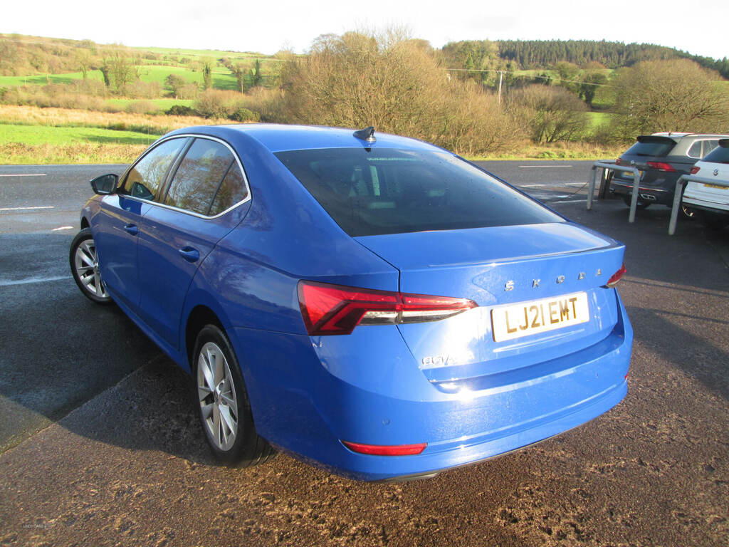 Skoda Octavia 2.0 Tdi Se L Blue #4