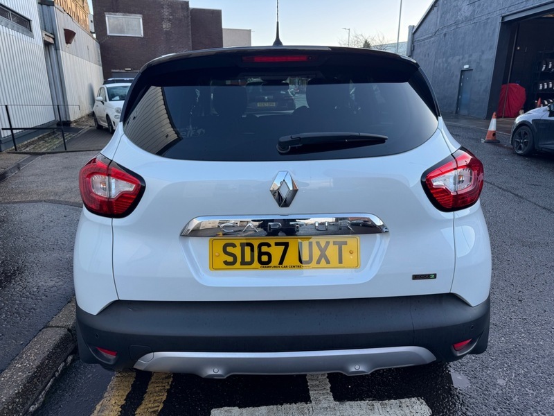 Renault Captur 1.5Dci Energy 8V 90Bhp SD67UXT Black #2