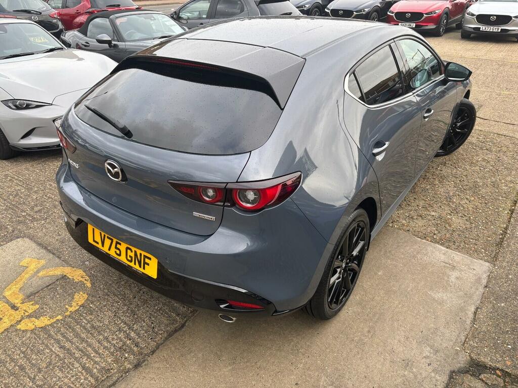 Mazda 3 2.5 E-skyactiv G Mhev 140 Homura Grey #4