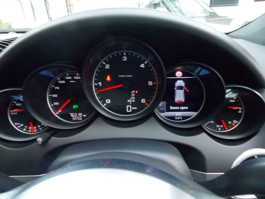 Porsche Cayenne 3.0 Td V6 Tiptronics 4Wd Euro 6 S S WD16KKB Silver #3