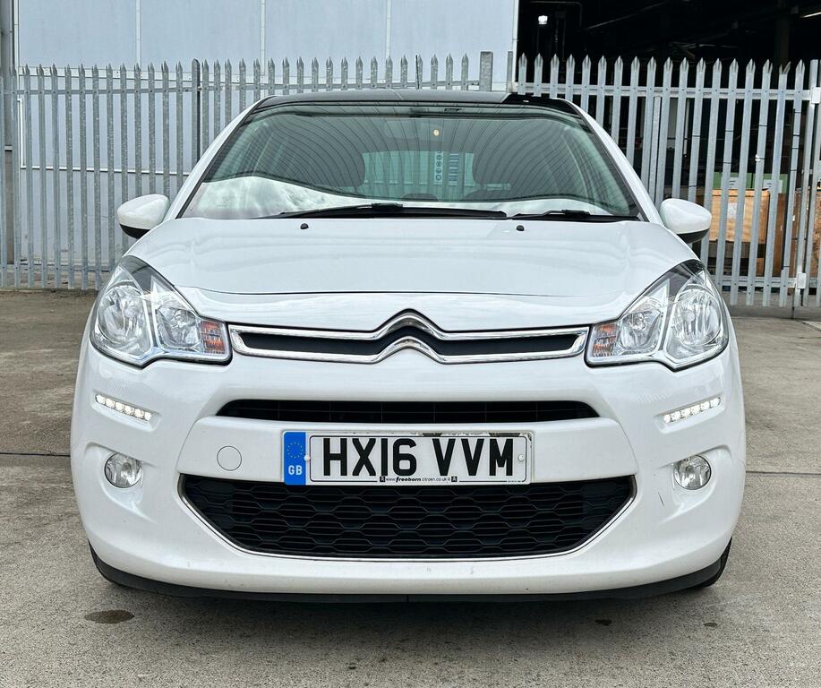 Citroen C3 1.2 Puretech Platinum Euro 6 HX16VVM White #2