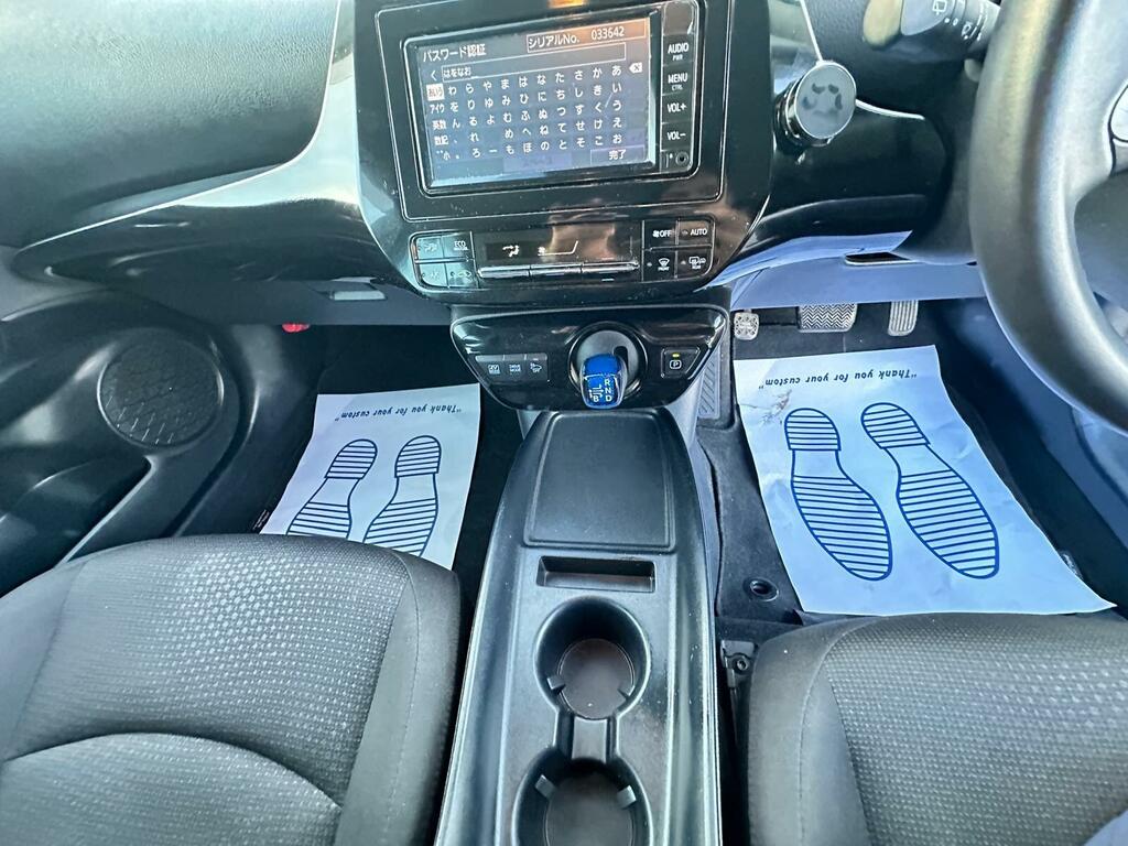 Toyota Prius 1.5 Cvt Silver #2