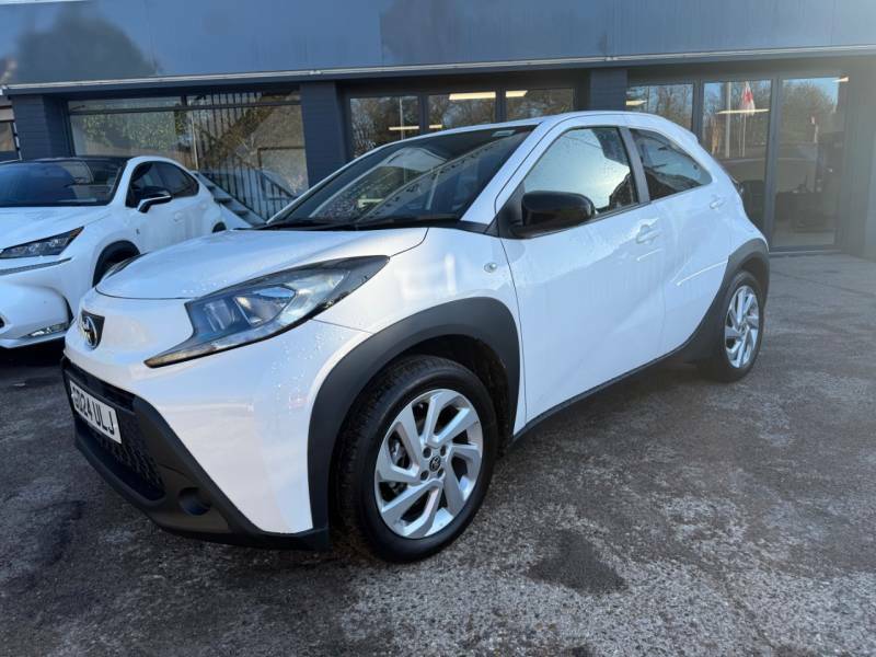 Toyota Aygo X 1.0 Vvt-i Pure - Rear Camera -Car Play - White