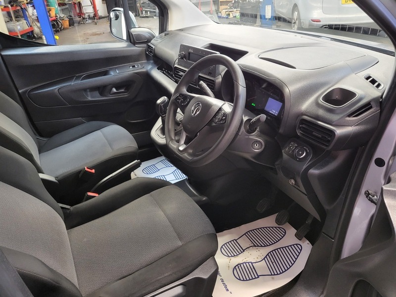 Vauxhall Combo L2h1 2300 Sportive S Grey