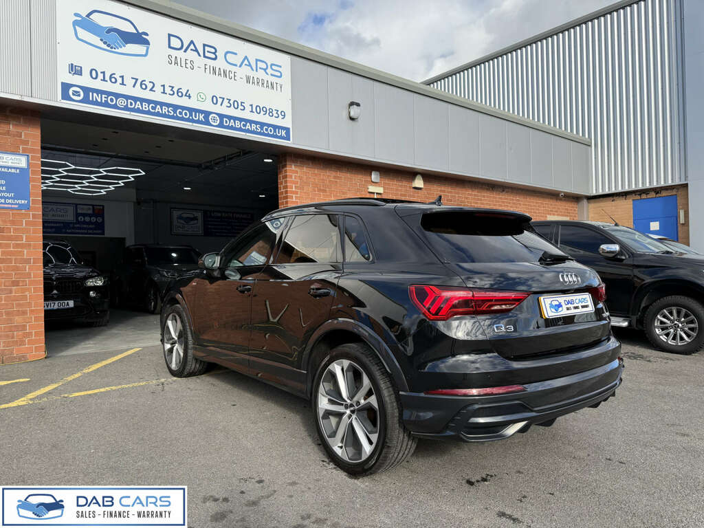 Audi Q3 1.5 Q3 Vorsprung 35 Tfsi Mhev WJ70CWK Black #2