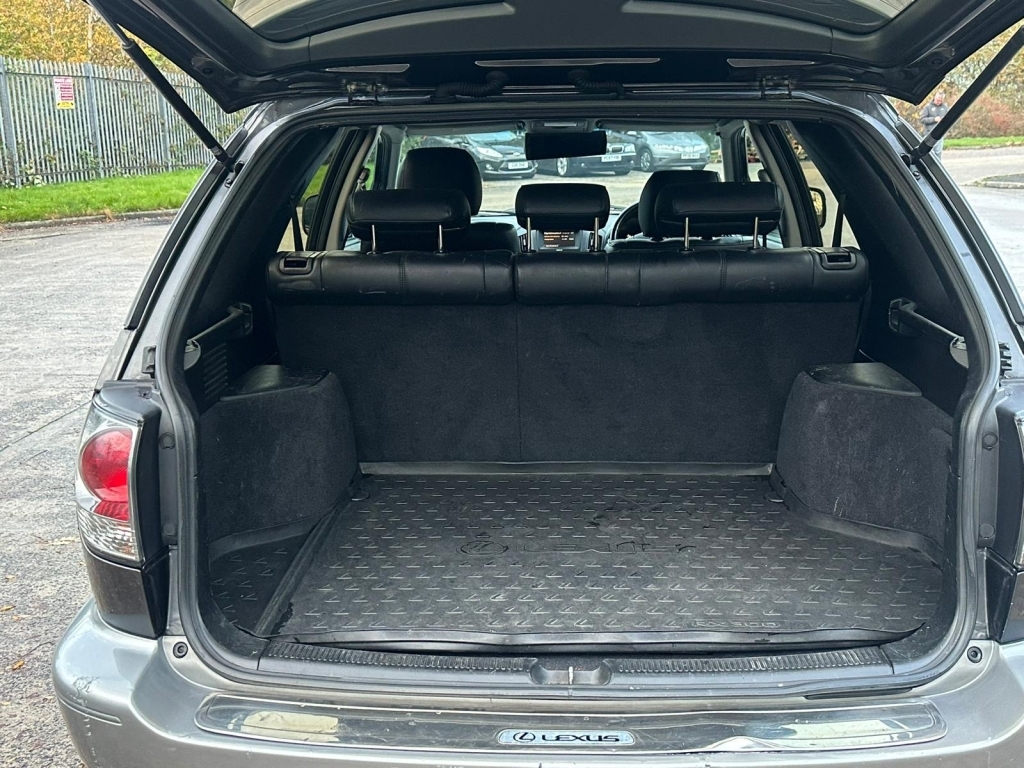 Lexus RX 300 Se Silver #27