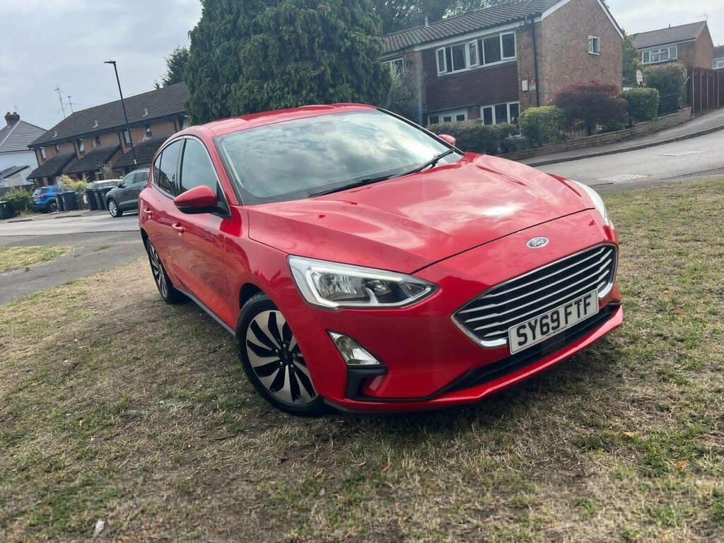 Ford Focus Hatchback 1.5 Ecoblue Zetec Euro 6 Ss 2019 Red