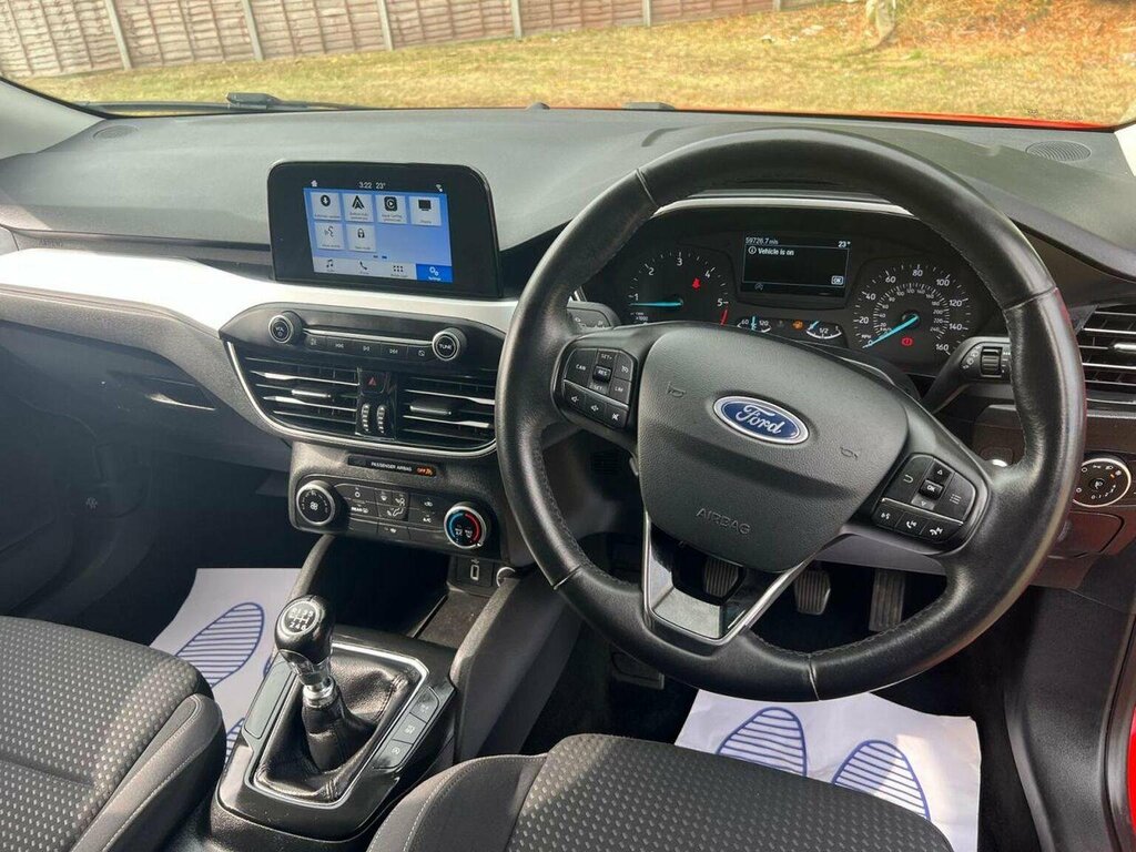Ford Focus Hatchback 1.5 Ecoblue Zetec Euro 6 Ss 2019 SY69FTF Red #3
