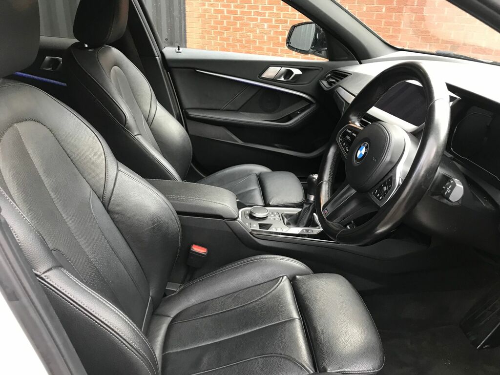 BMW 1 Series 2020 1.5 118I M Sport Hatchback DY70JHV White #3