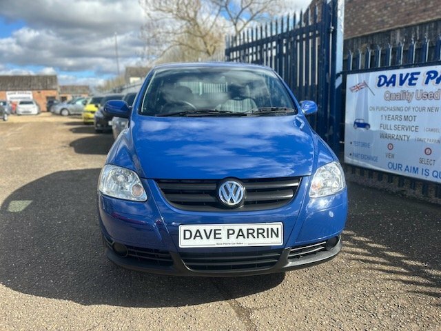 Volkswagen Fox Hatchback 1.2 6V 200858 Blue #2