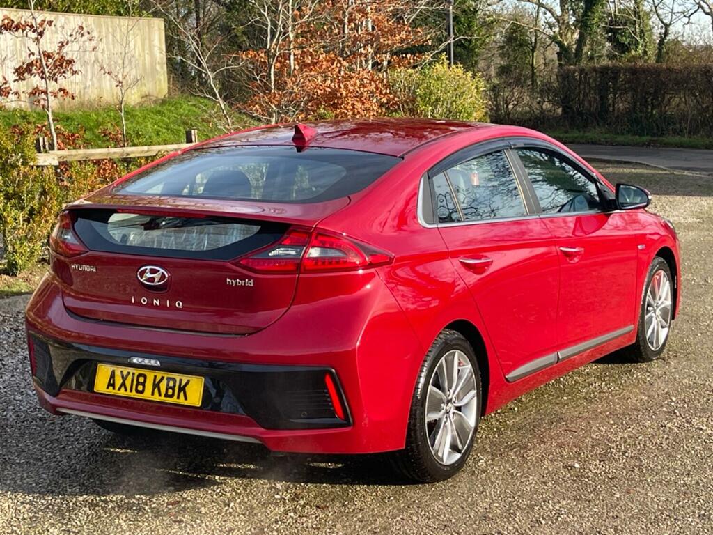 Hyundai Ioniq 1.6 H-gdi Premium Se AX18KBK Red #3