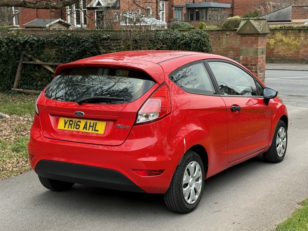Ford Fiesta 1.3 Studio YR16AHL Red #3