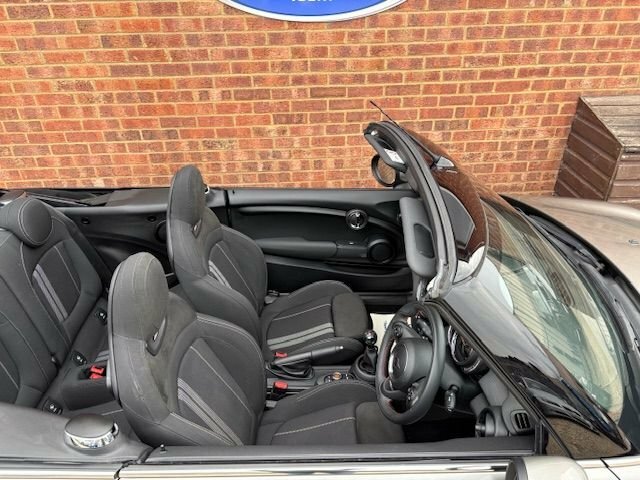 Mini Convertible 1.5 Cooper Sport Convertible ST69TXX Silver #3