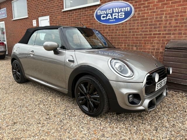 Mini Convertible 1.5 Cooper Sport Convertible Silver