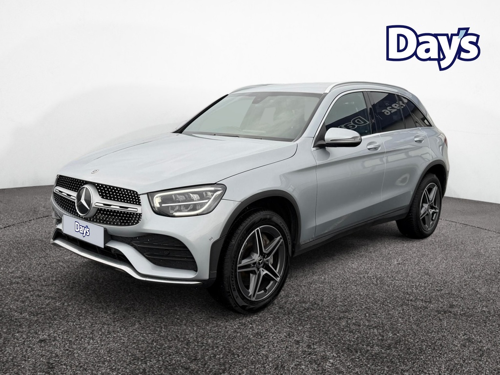 Mercedes-Benz GLC Class Glc300e 2.0 13.5Kwh Plug-in Hybrid 4Matic Amg Line Silver #4