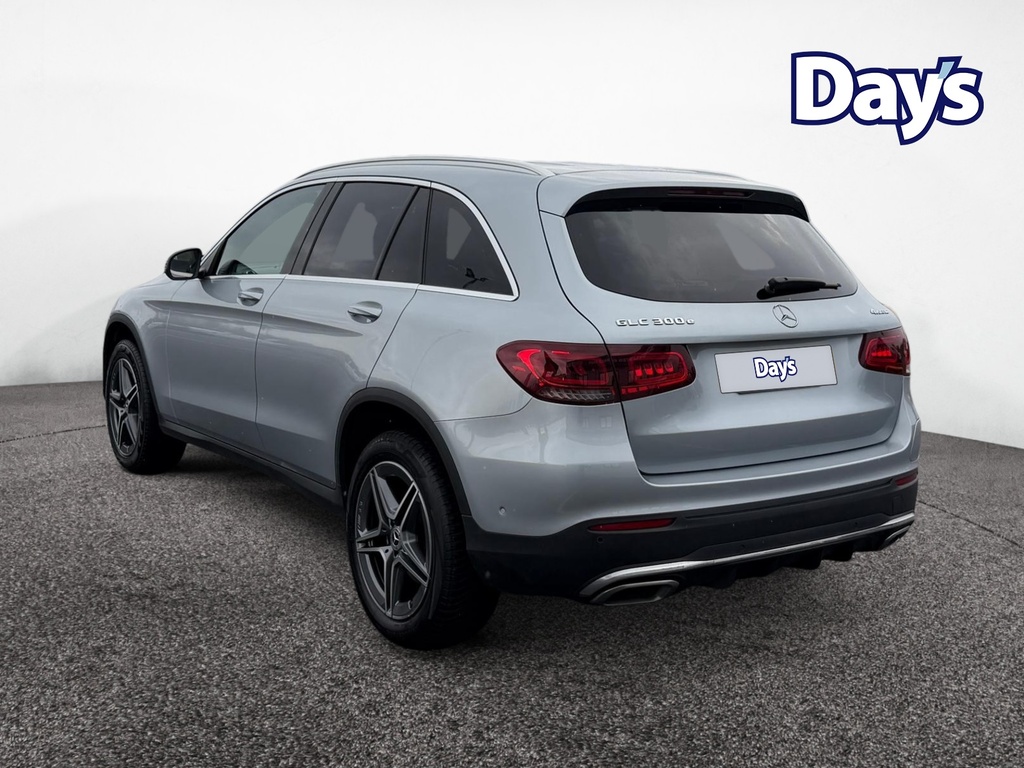 Mercedes-Benz GLC Class Glc300e 2.0 13.5Kwh Plug-in Hybrid 4Matic Amg Line Silver #6