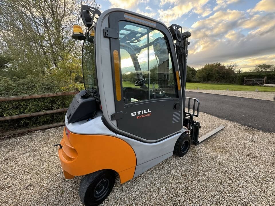 Ford Transit Courier Still Rx70-20 Forklift Orange #2