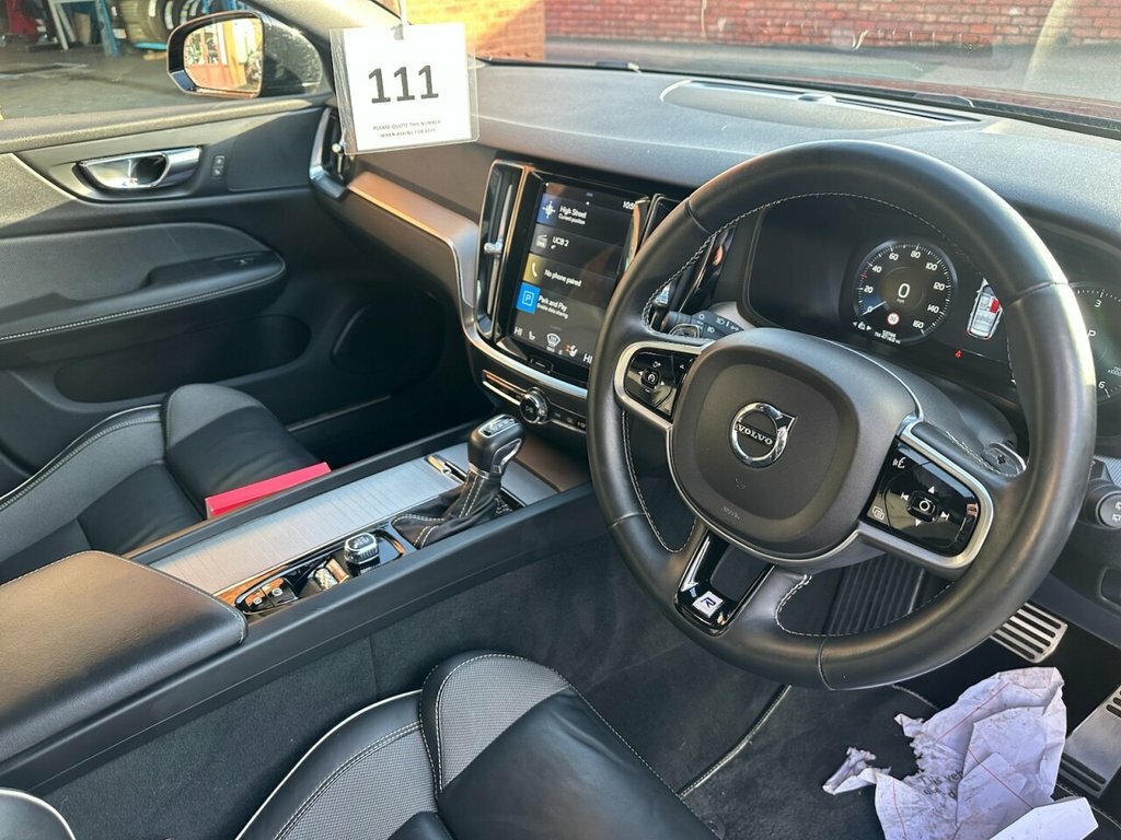 Volvo V60 2L R-design Plus Grey