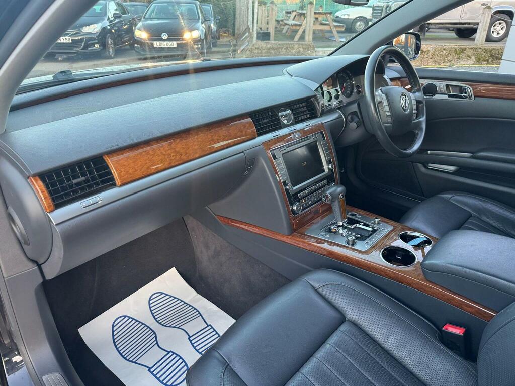 Volkswagen Phaeton V6 Tdi 4Motion Black #9